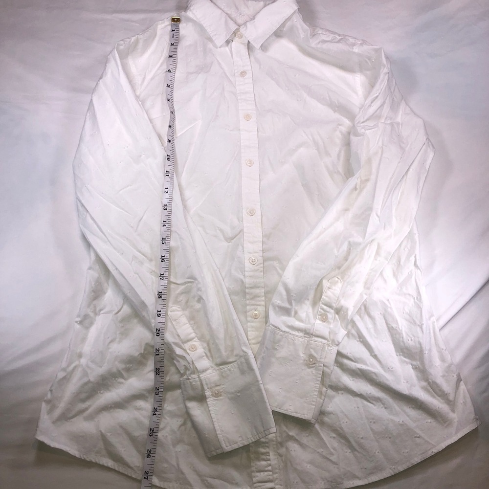 Banana Republic Riley Shirt Womens 14 White Eyelet Embroidered Button Down L/S - Picture 3 of 10